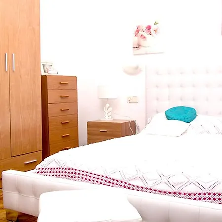Villa With 3 Bedrooms In Puerto Luz With Private Pool And Furnished Garden 2 Km From The Beach *